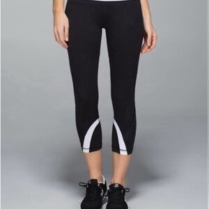 Lululemon Leggings Inspire Crop Black White Capri Mid Rise 6